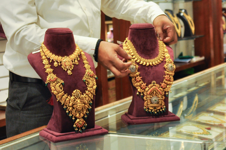 Jewellery Theft in Patna Sparks Concern Amidst Recent Heists.webp