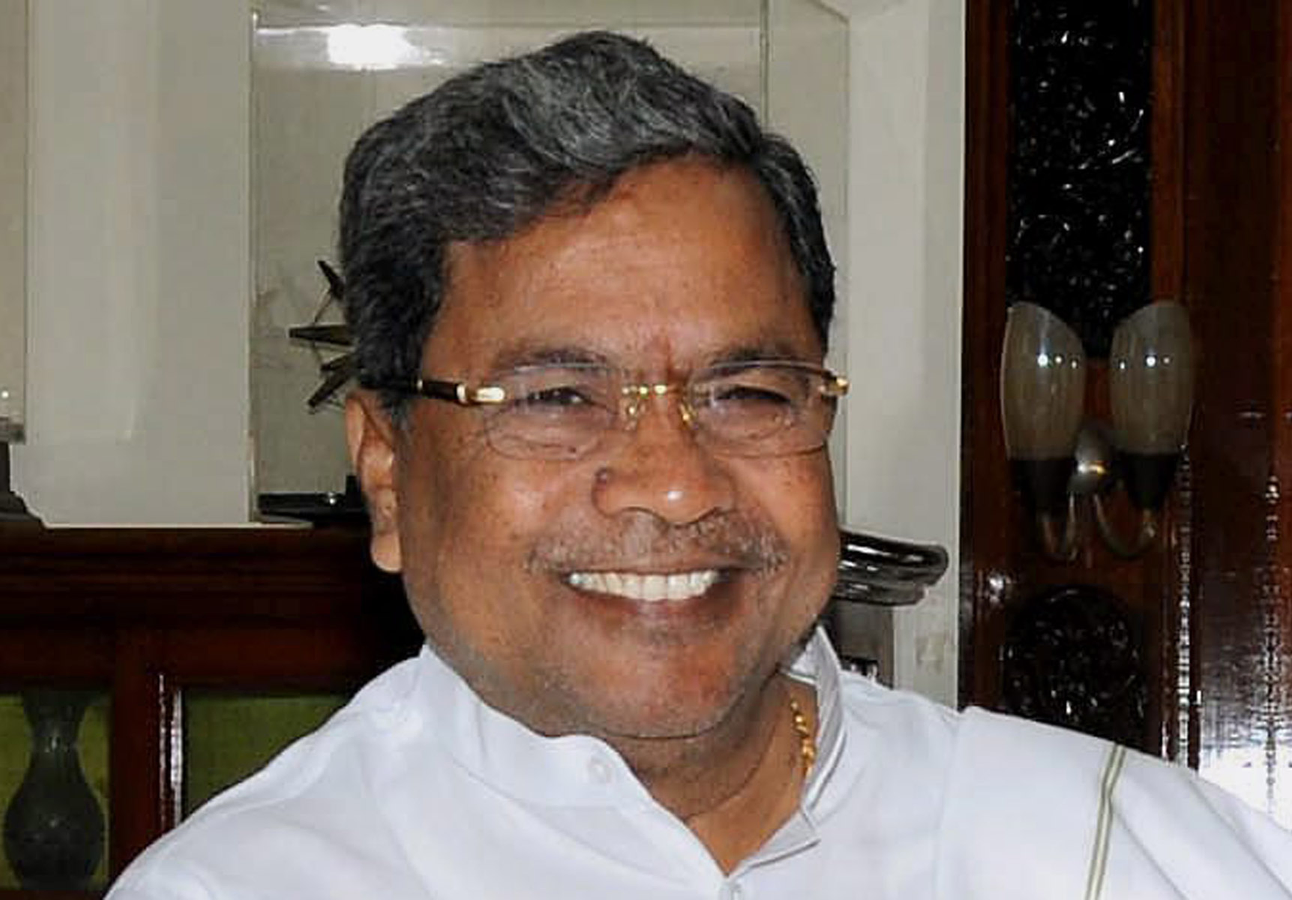 Title Deed Distribution Marks Congress Government's 1,000-Day Achievements.webp