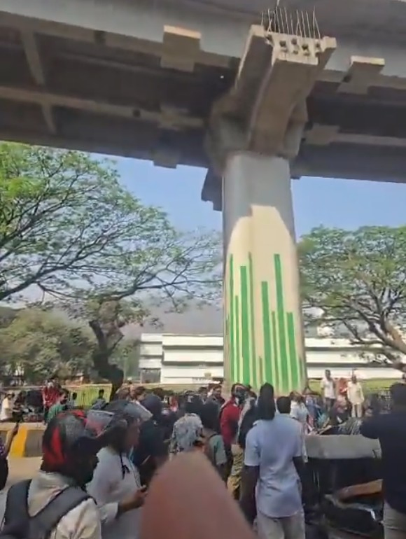 Mumbai Metro Collapse: CM Announces Assistance, Launches Investigation.webp