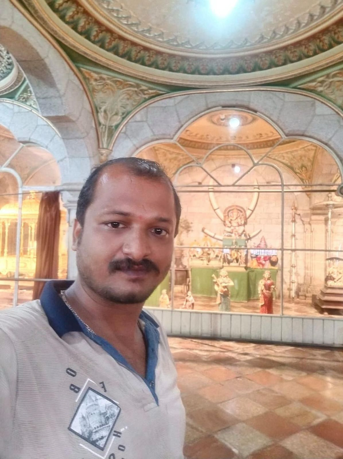 Family Demands Compensation After Guest Worker's Death at TVK Event.webp