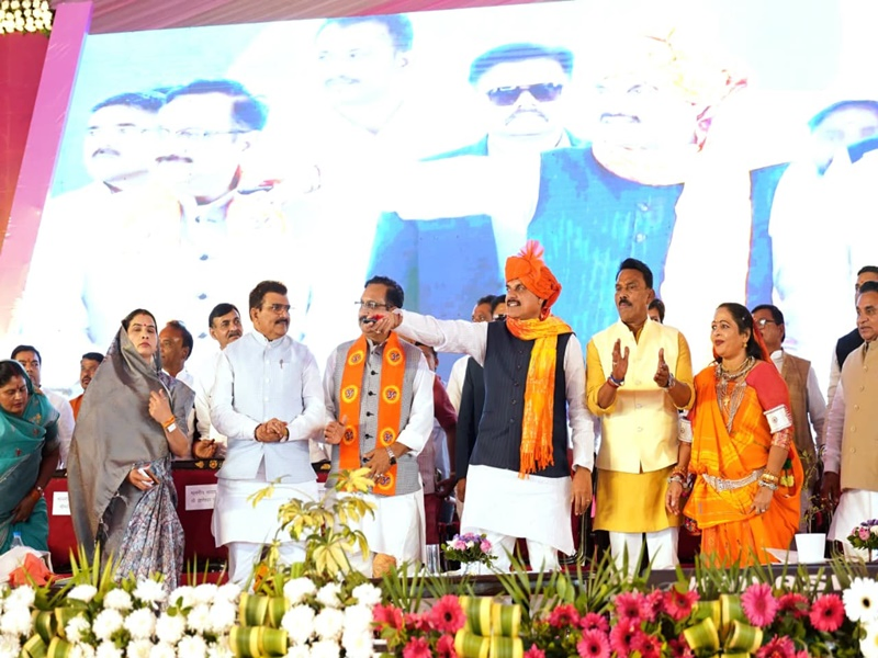 Madhya Pradesh Announces Development Projects and Women Empowerment Initiatives.webp