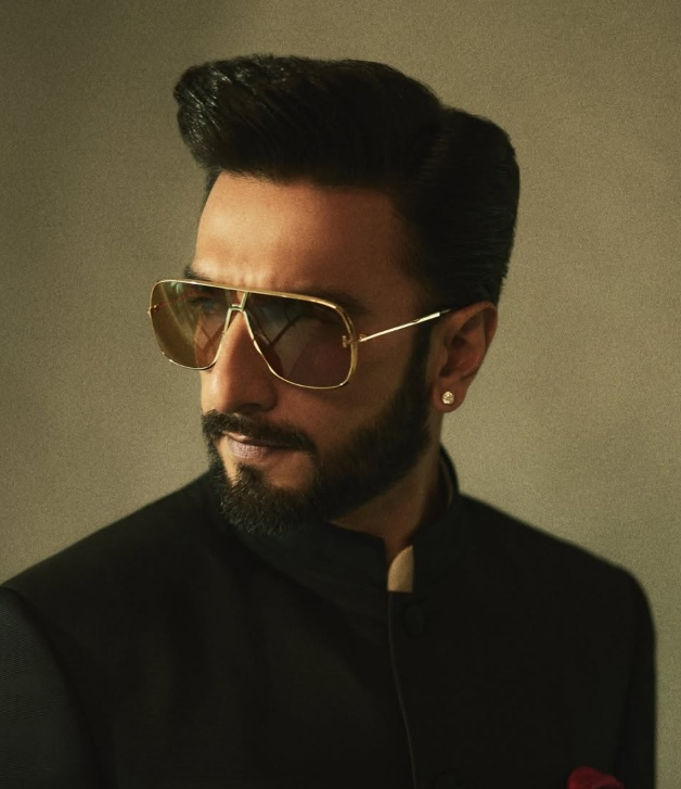 Mumbai Police Investigate Ranveer Singh Threat Case, Issue Lookout Notice.webp