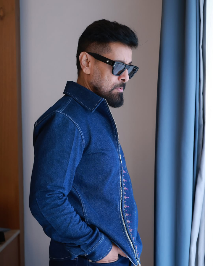 Actor Vikram Confirms Four Film Projects Following 'Veera Dheera Sooran' Success.webp