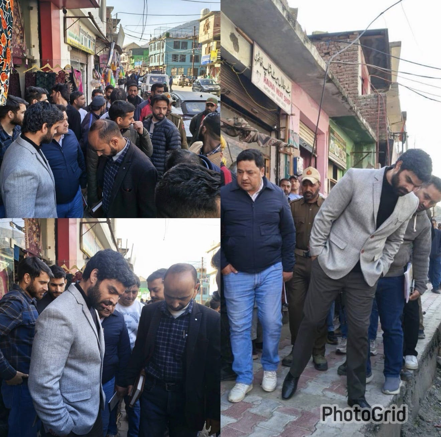 Ongoing Civic Projects in Thathri Receive SDM Oversight.webp