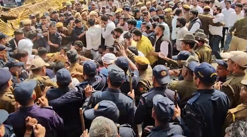 BJP Youth Group Clashes with Police During Protest in Jaipur.webp