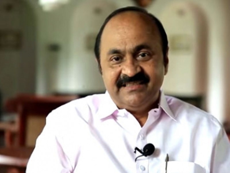 Political Tensions Rise in Kerala Over Opposition Leader's 'Puthuyuga Yathra'.webp