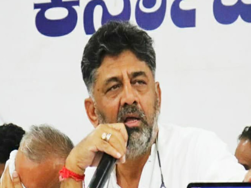 Karnataka Congress Leadership Uncertainty: Shivakumar Comments on Kharge's Intervention.webp