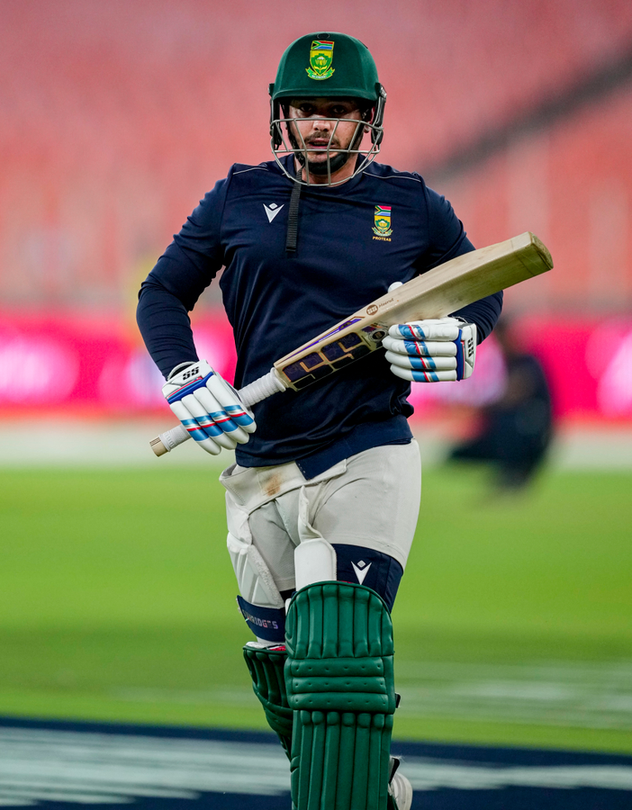 De Kock: Proteas Batters Need Instincts to Tackle Varun Chakravarthy.webp