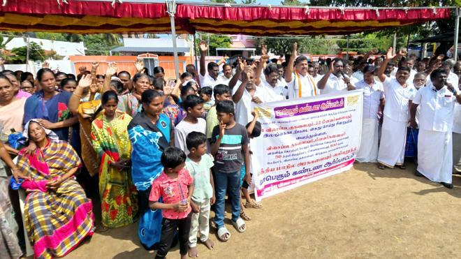 Rameswaram Fishermen Demand Centre's Intervention After Arrests.webp