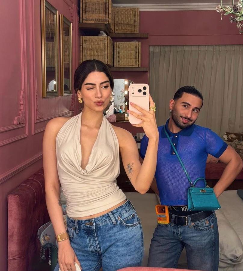 Bollywood Debut Star Khushi Kapoor Shares a Sweet February.webp