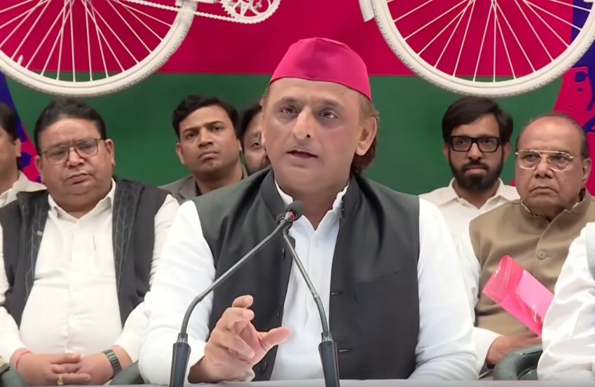 Uttar Pradesh Government Faces Criticism Over FIR Against Seer.webp