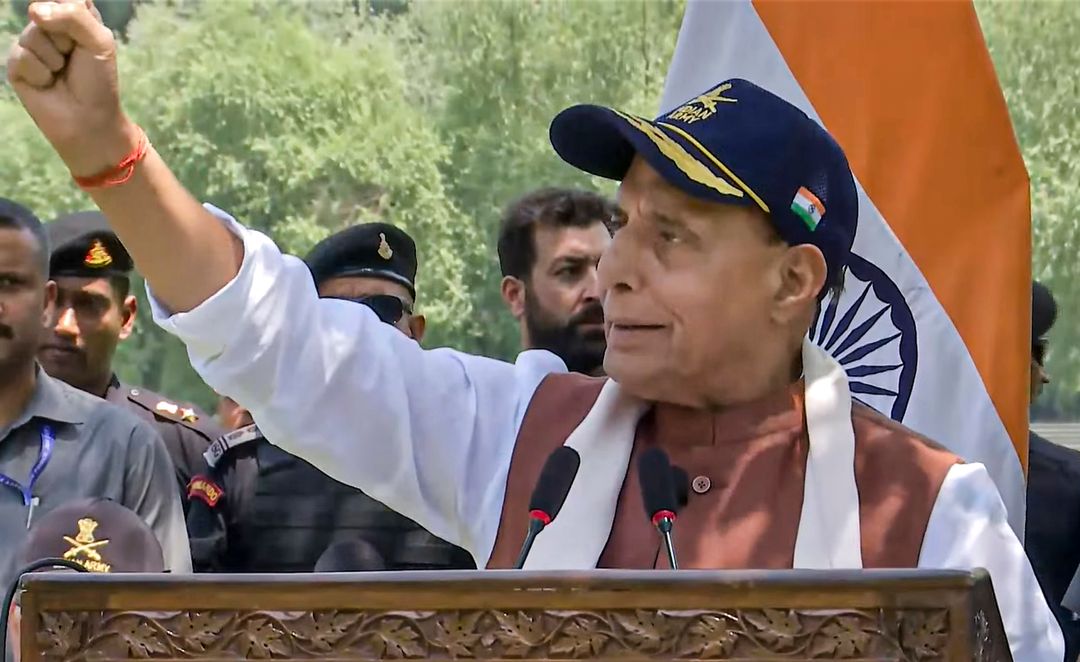 Rajnath Singh Urges IAEA Oversight on Pakistan’s Nuclear Arsenal, Slams “Rogue Nation” Behavior