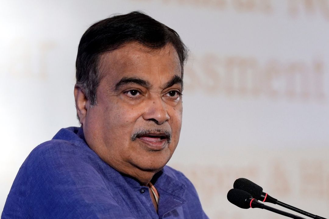 Nitin Gadkari Urges Maharashtra to Enact New Cooperative Sector Law Amid Evolving Economic Realities