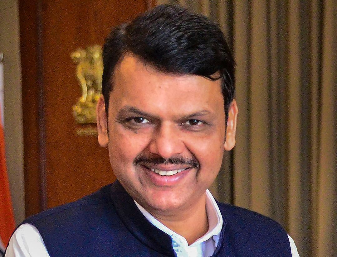 Maharashtra CM Fadnavis Vows Uninterrupted Metro Development; Kashigaon-Dahisar Line Nears Completion